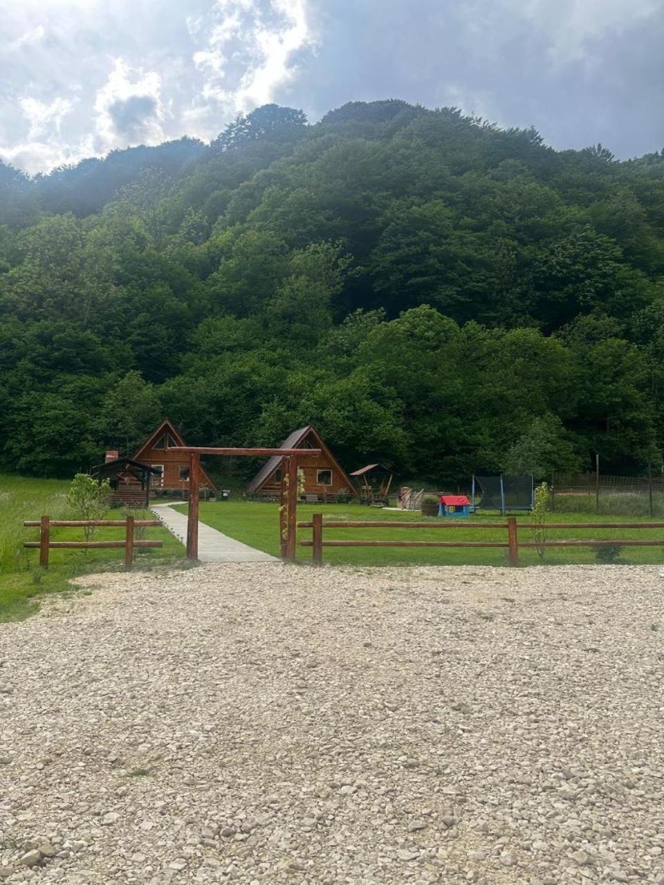 Villa Cabanutze Satic Rucăr Exterior foto